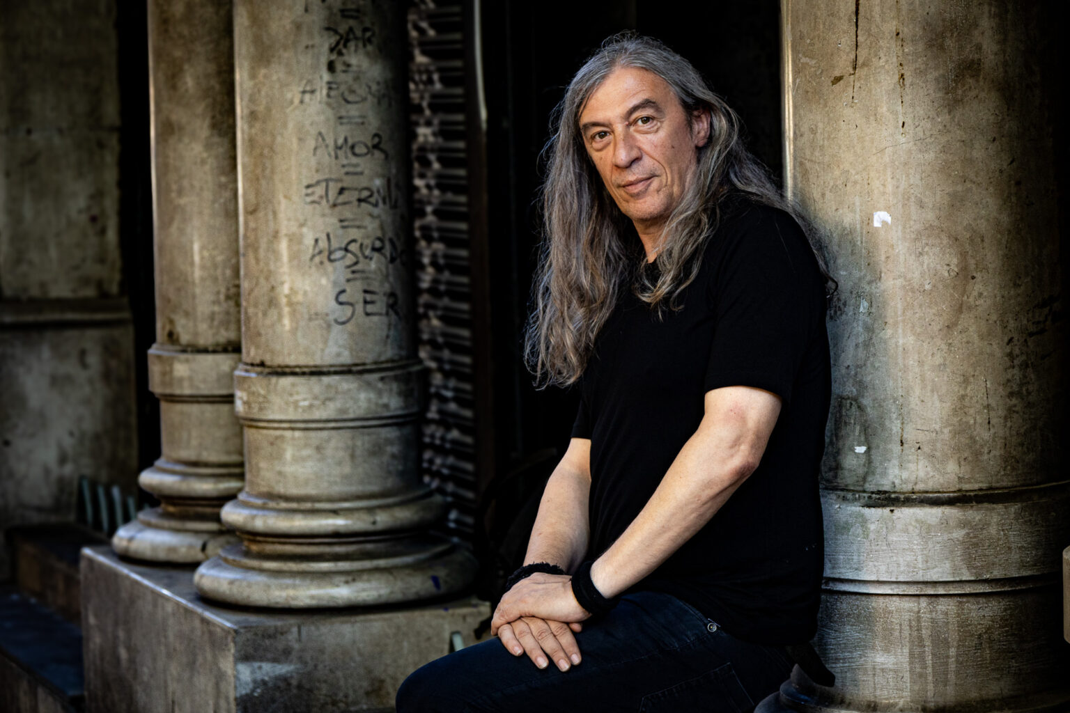 Gerard Quintana i Rodeja, cantant i escriptor català, reconegut principalment com a vocalista del grup Sopa de Cabra, una de les bandes més emblemàtiques del rock català. | Pol Rius