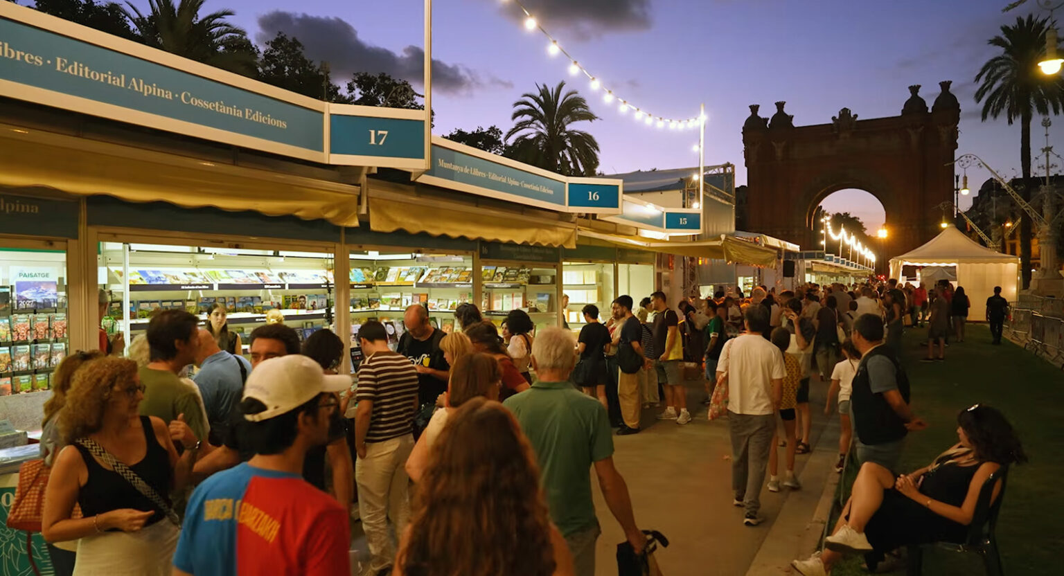 Setmana del Llibre en Català: la literatura que ya no cabe en una estanteríaLa Setmana del Llibre en Català reúne grandes grupos, editoriales independientes, traducciones, fenómenos de ventas y catálogos de resistencia en una fotografía excepcional de un sector que ha aprendido a ampliarse.